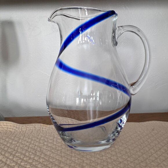 VINTAGE PIER 1 Retired Swirline Cobalt Blown Glass 94oz Pitcher